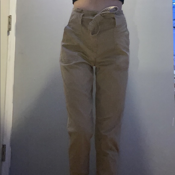 high rise khaki with matching belt - Picture 1 of 2